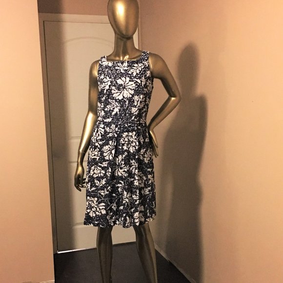 BEIGE BY ECI Blue & White Cotton Eyelet Dress - Picture 2 of 12